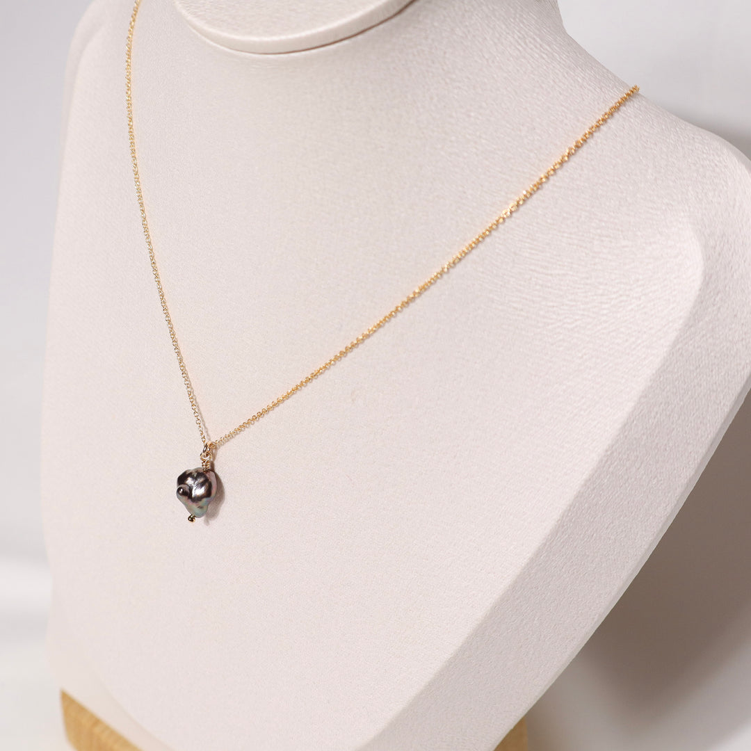 Premium Tahitian Pendant Necklace