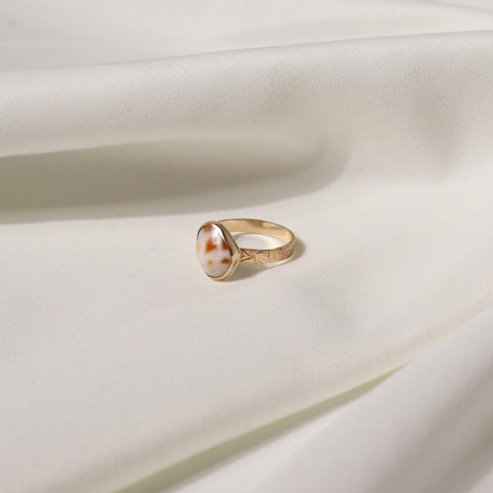 Shell Ilima Ring - Size 8.5