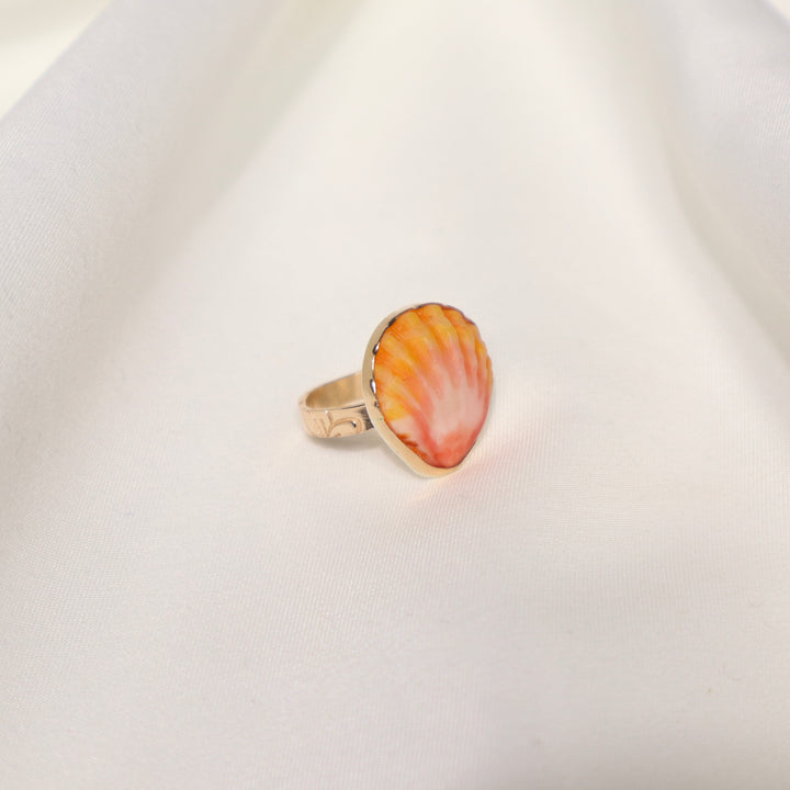 Sunrise Shell Plumeria Ring - Size 4