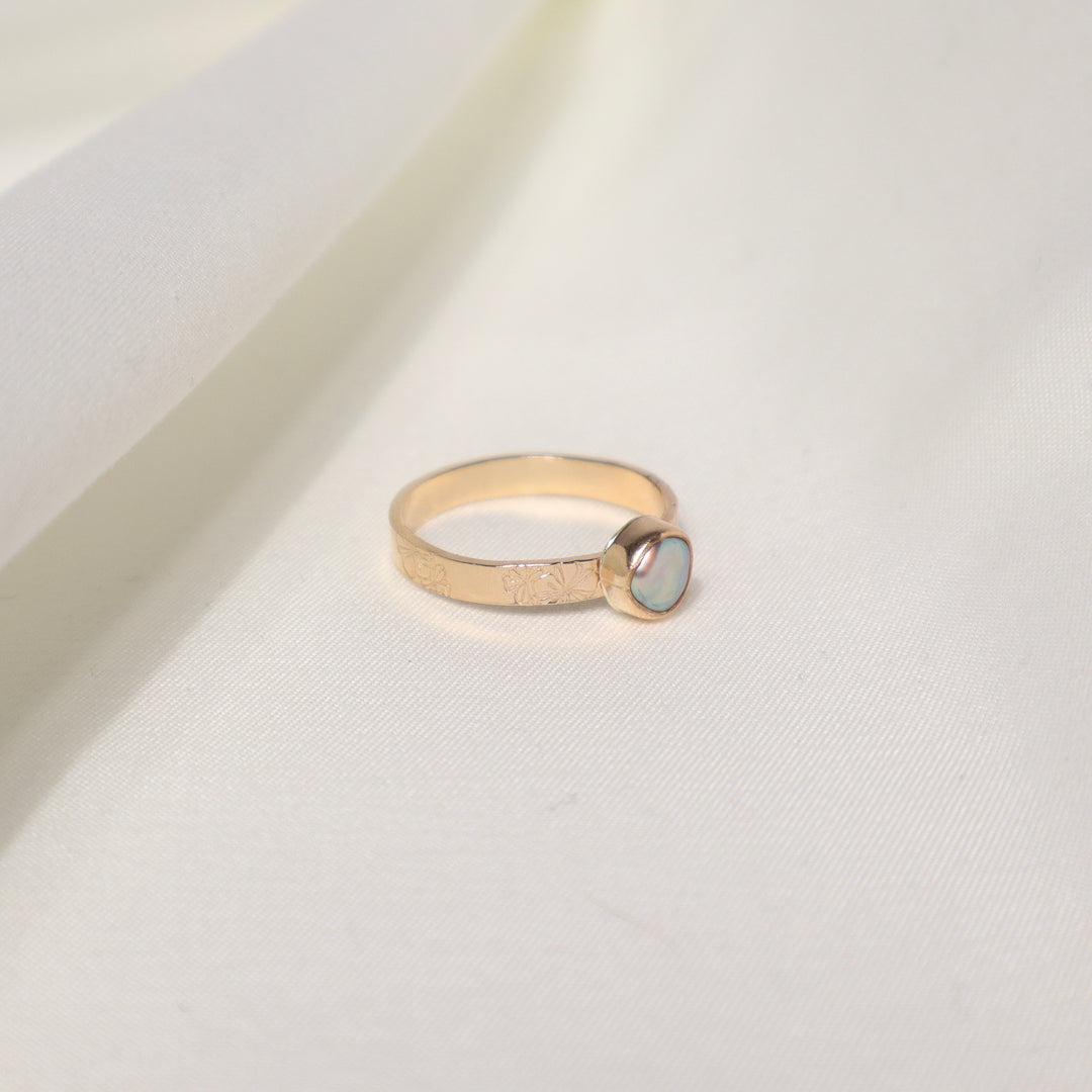 Edison Hibiscus Ring - Size 8