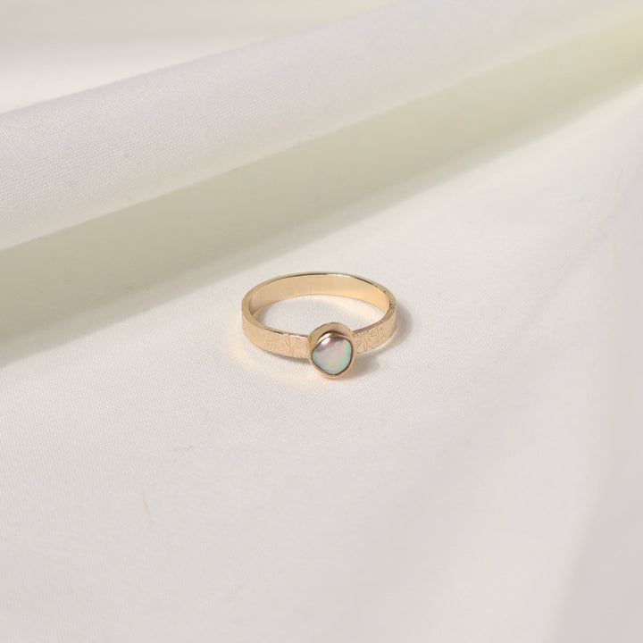 Edison Hibiscus Ring - Size 8