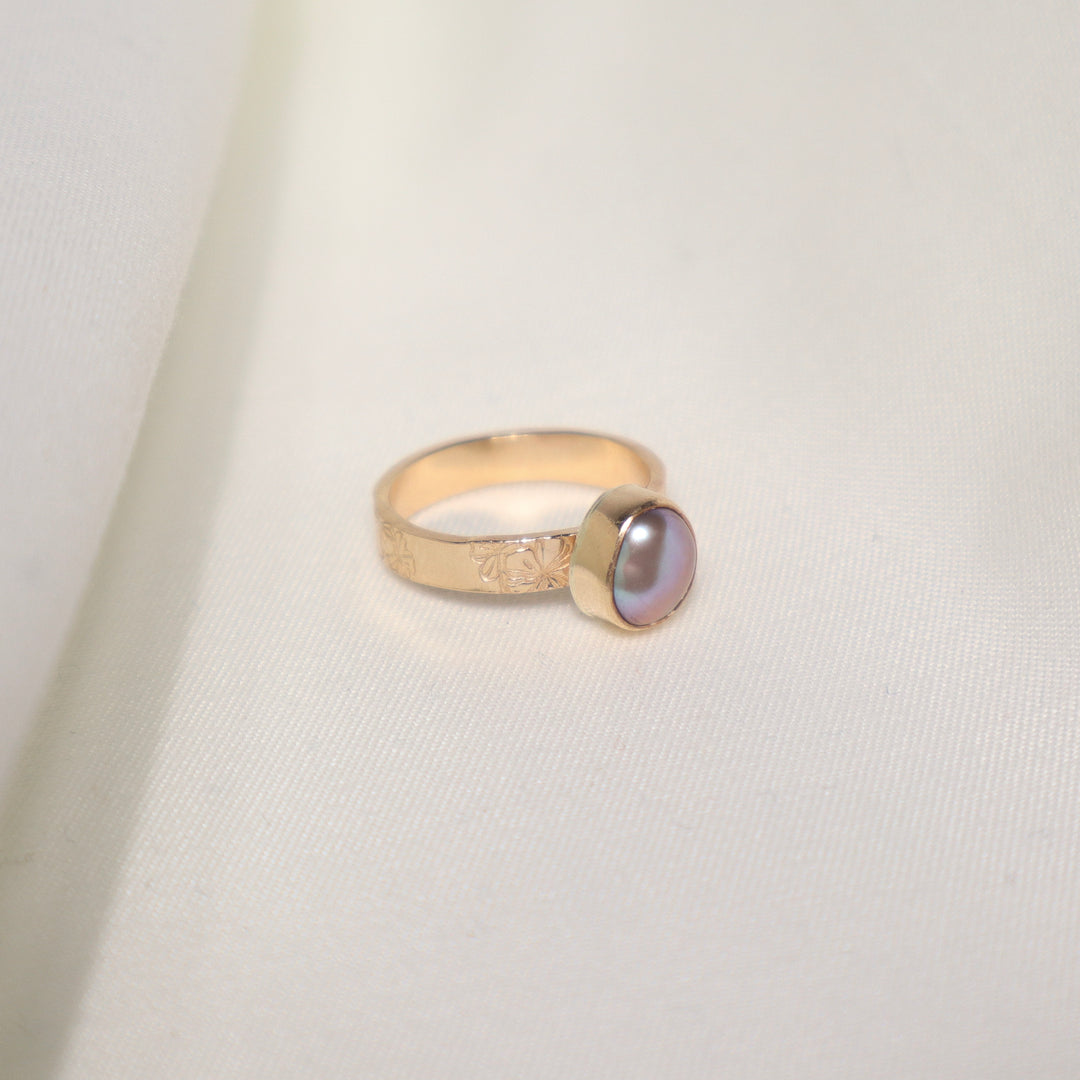 Edison Hibiscus Ring - Size 3.5