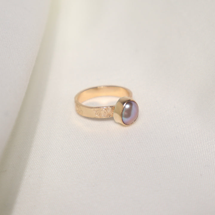 Edison Hibiscus Ring - Size 3.5