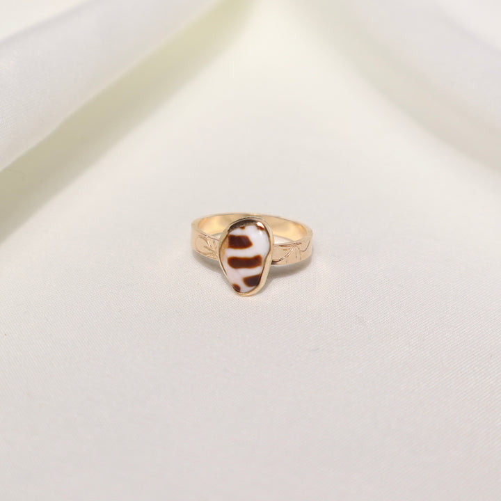 Shell Plumeria Ring - Size 6