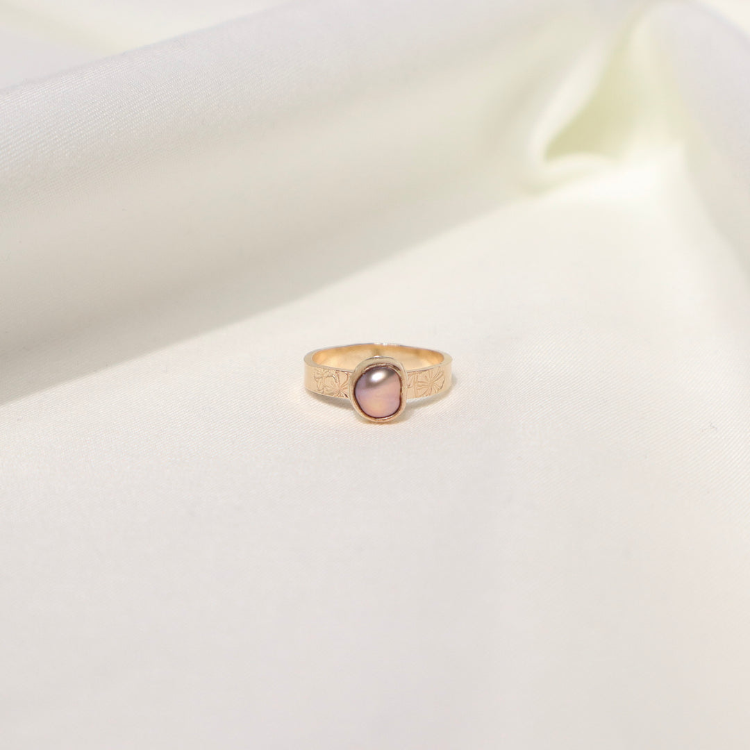 Edison Hibiscus Ring - Size 4