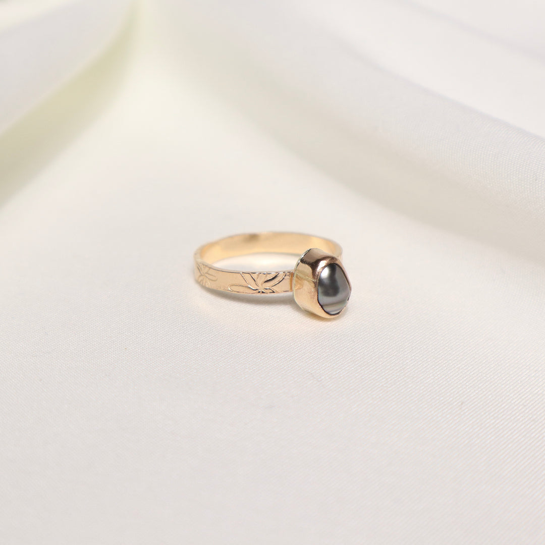 Tahitian Tiare Ring - Size 10