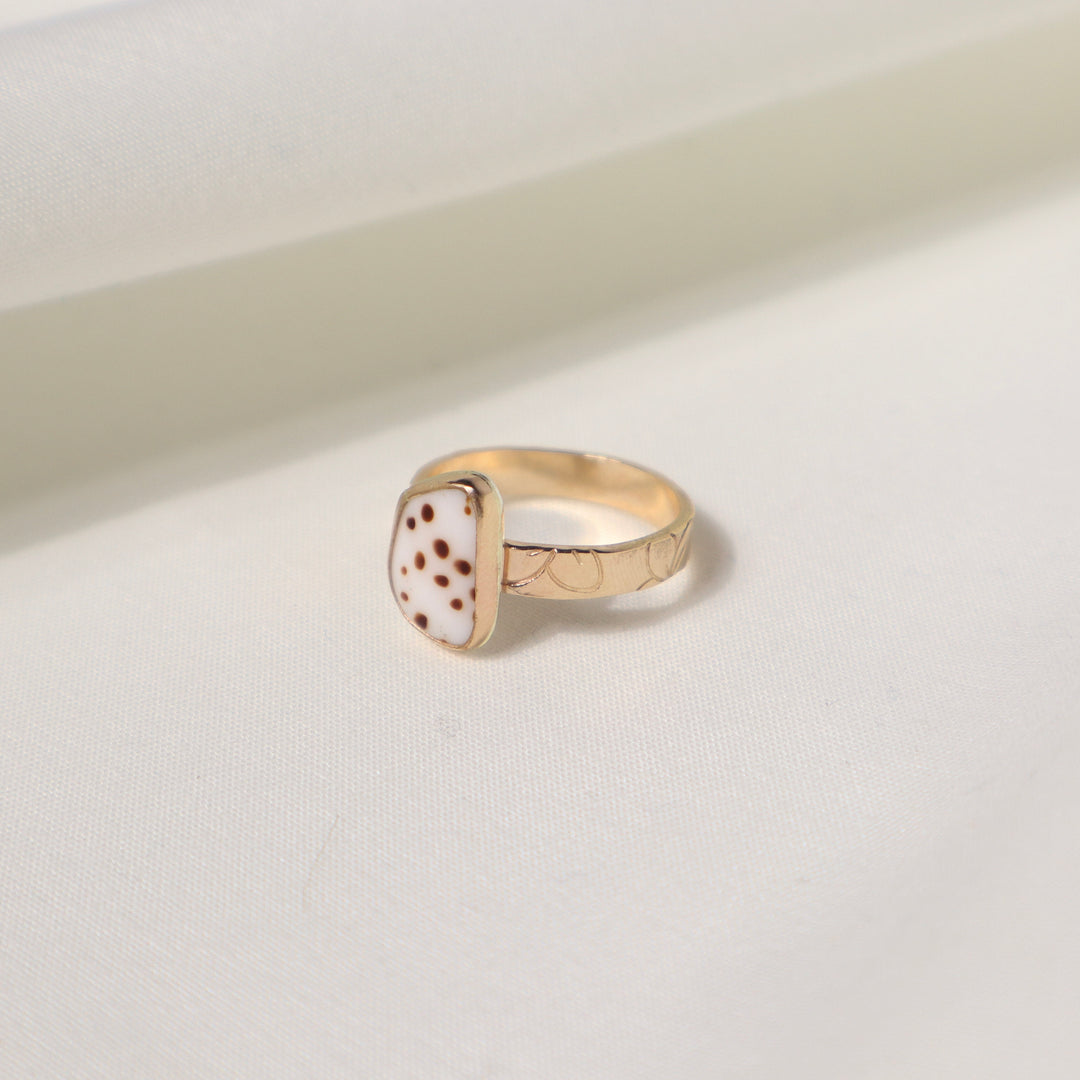 Shell Plumeria Ring - Size 5