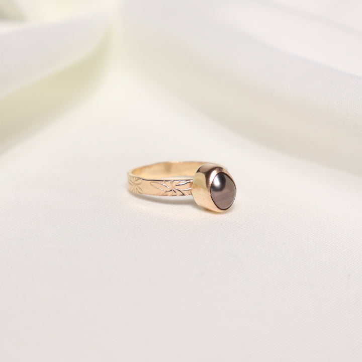 Tahitian Tiare Ring - Size 8
