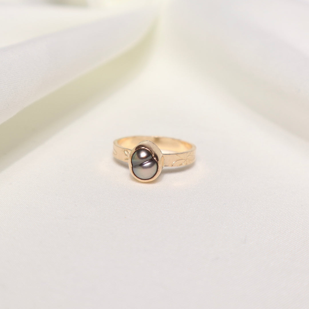 Tahitian Tiare Ring - Size 7.5