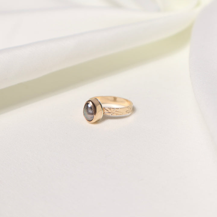 Tahitian Tiare Ring - Size 6.5