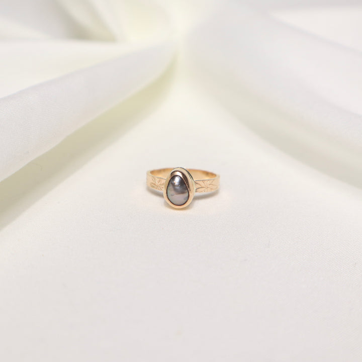 Tahitian Tiare Ring - Size 6.5