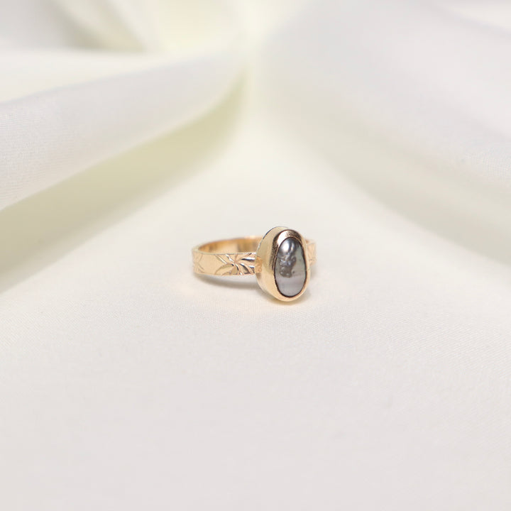 Tahitian Tiare Ring - Size 5.5