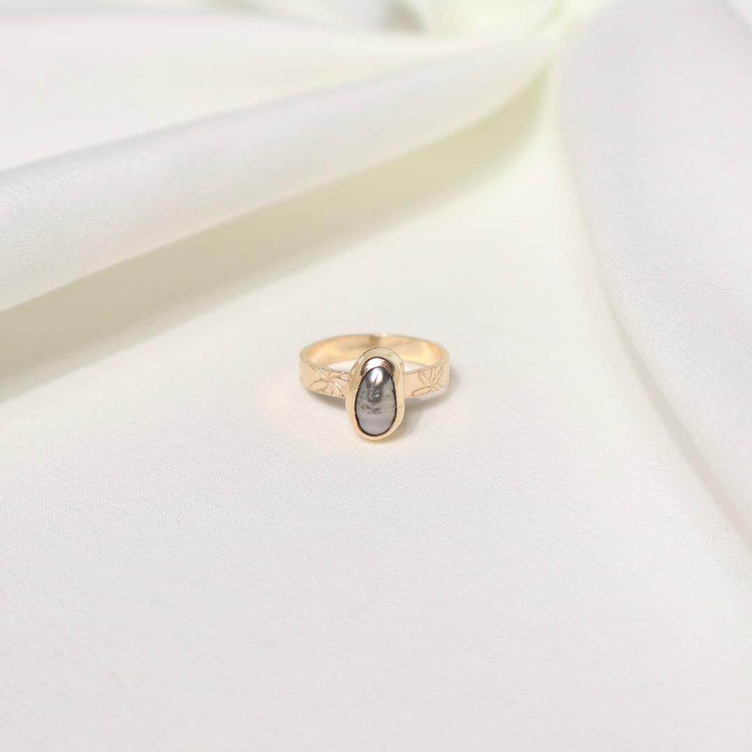 Tahitian Tiare Ring - Size 5.5
