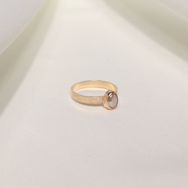 Edison Hibiscus Ring - Size 8.5