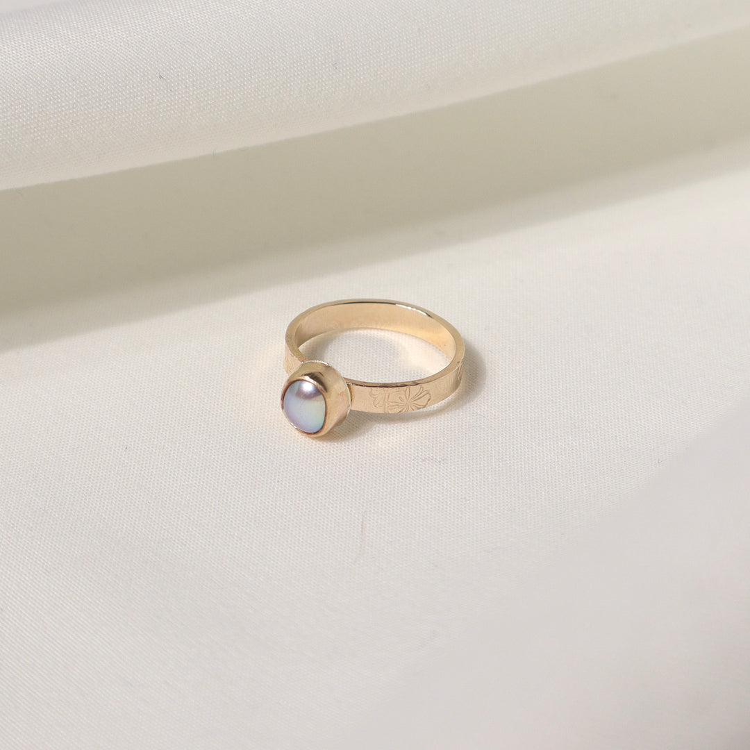 Edison Hibiscus Ring - Size 5.5