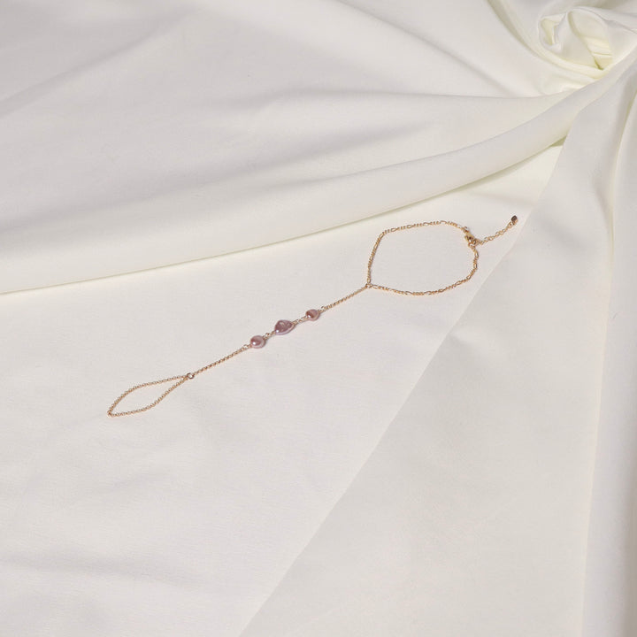 Edison Keshi Hand Chain