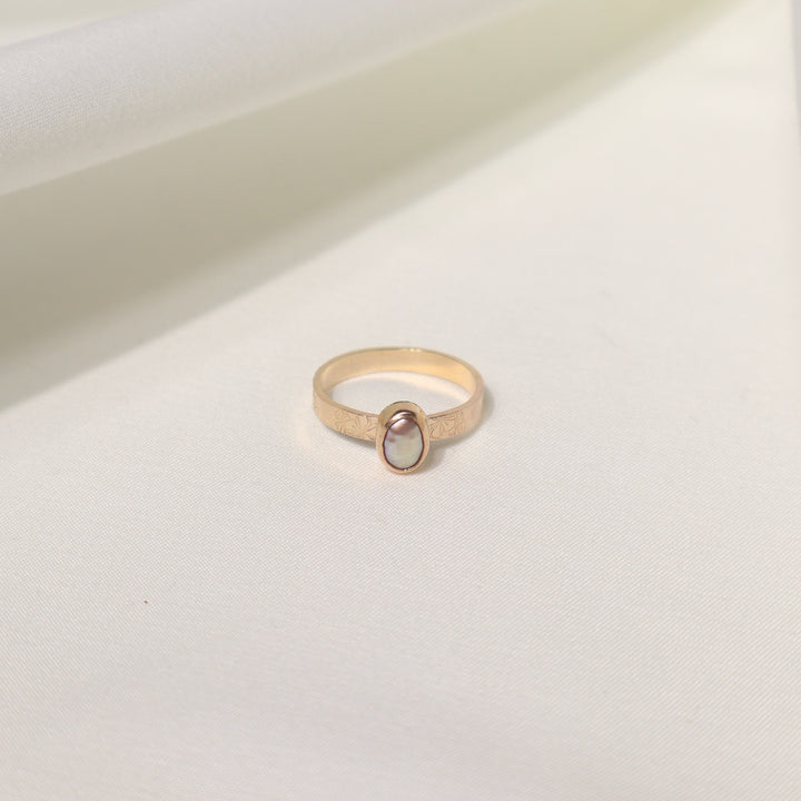 Edison Hibiscus Ring - Size 8.5