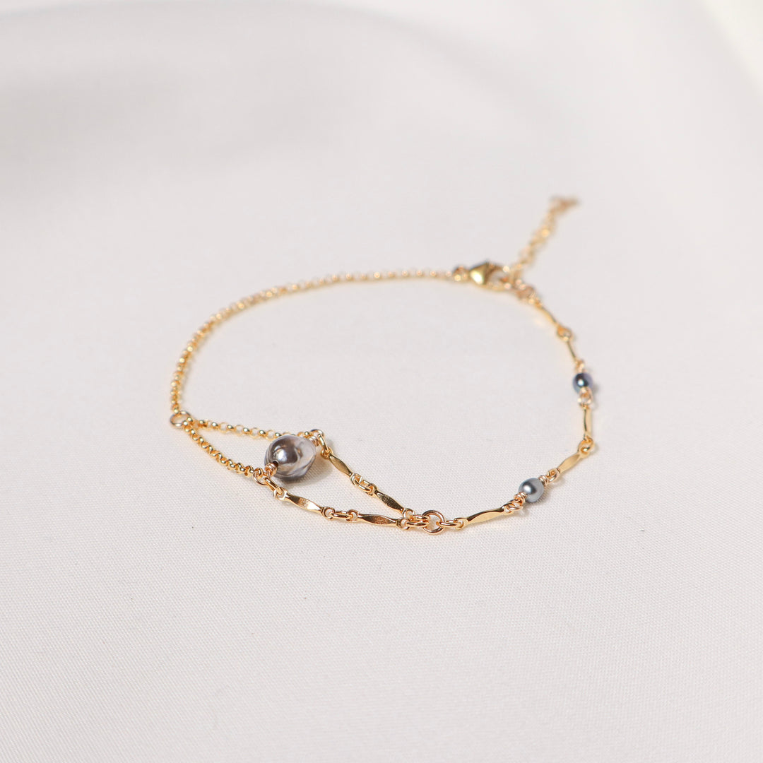 Asymmetrical Diamond Tahitian Bracelet