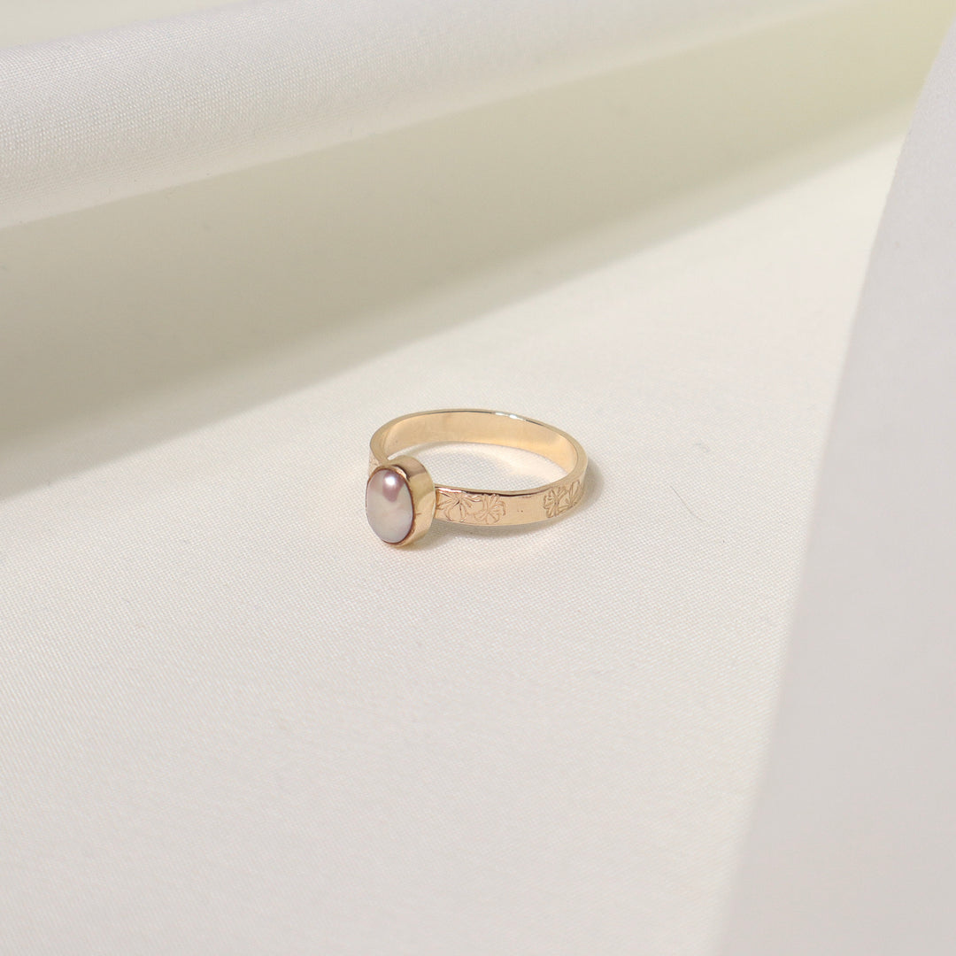 Edison Hibiscus Ring - Size 8