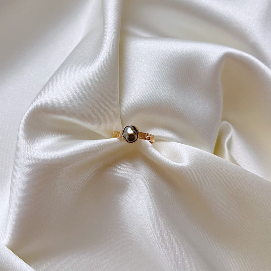 Tahitian Plumeria Ring - Size 7.5