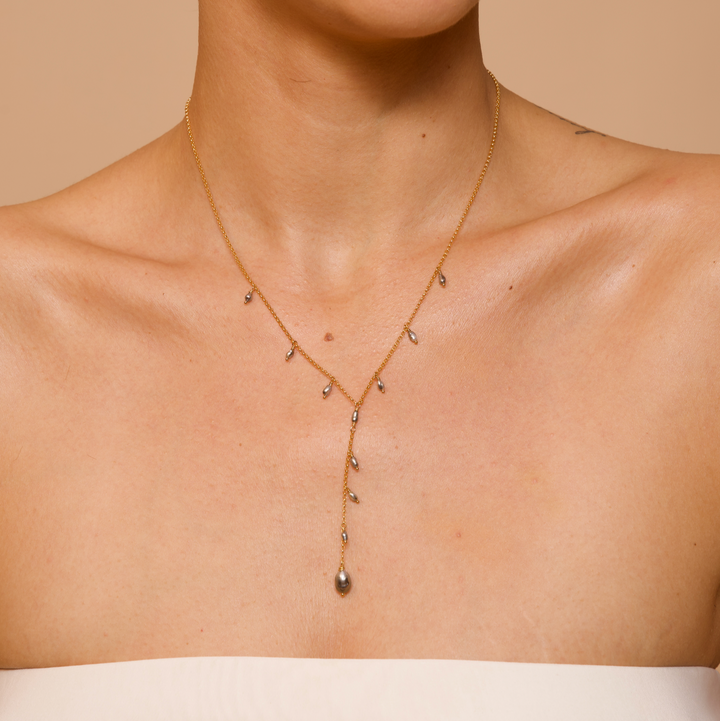 Dainty Tahitian Lariat