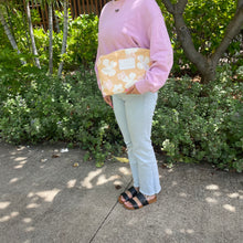 Load image into Gallery viewer, Peach Puff Pouch
